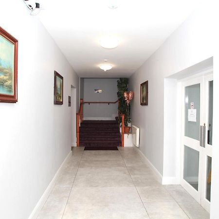آثلون Home Inn المظهر الخارجي الصورة