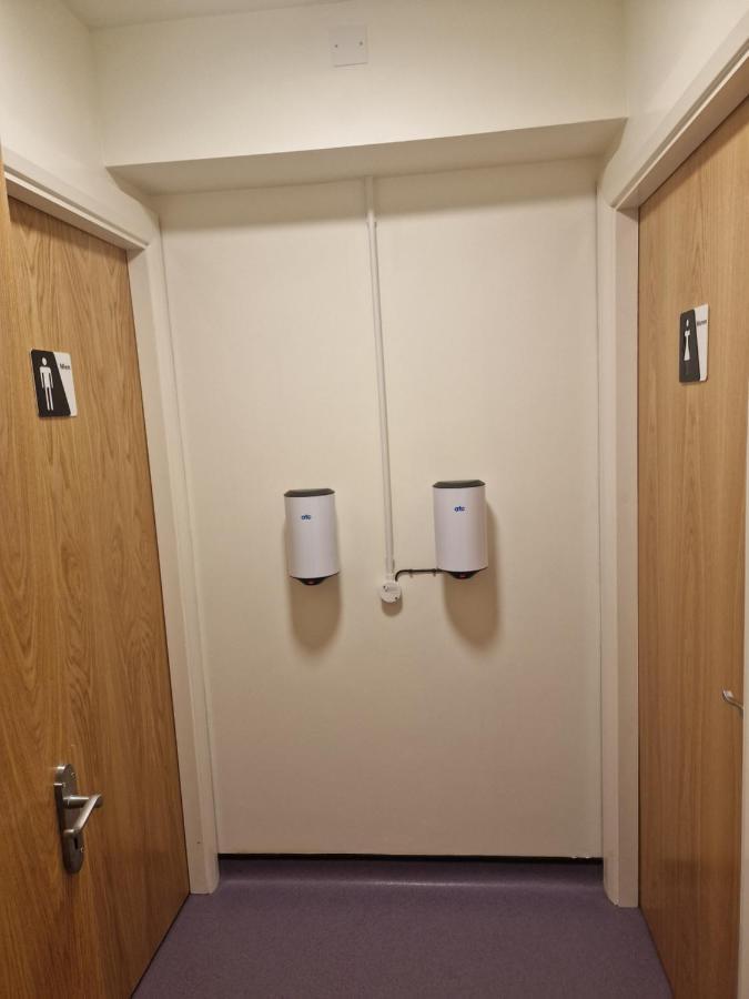 آثلون Home Inn المظهر الخارجي الصورة